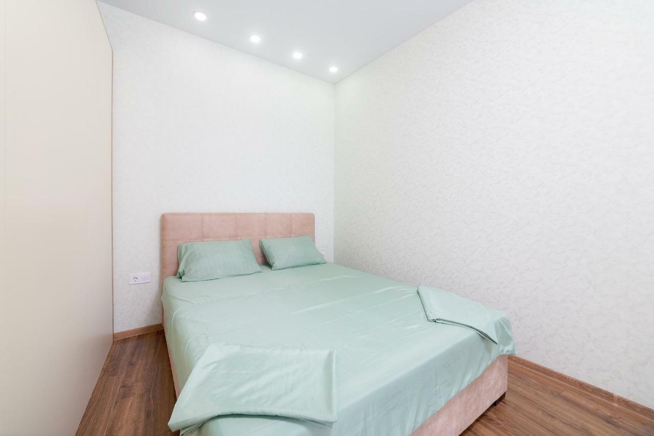 Apartaments In 26 Zhemchuzhina Odessa Exterior foto